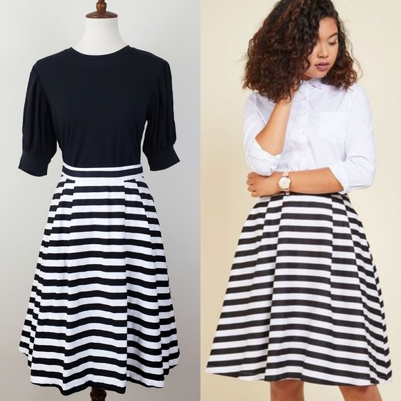 Modcloth Dresses & Skirts - ModCloth Dusk and Stunner Striped Midi Skirt